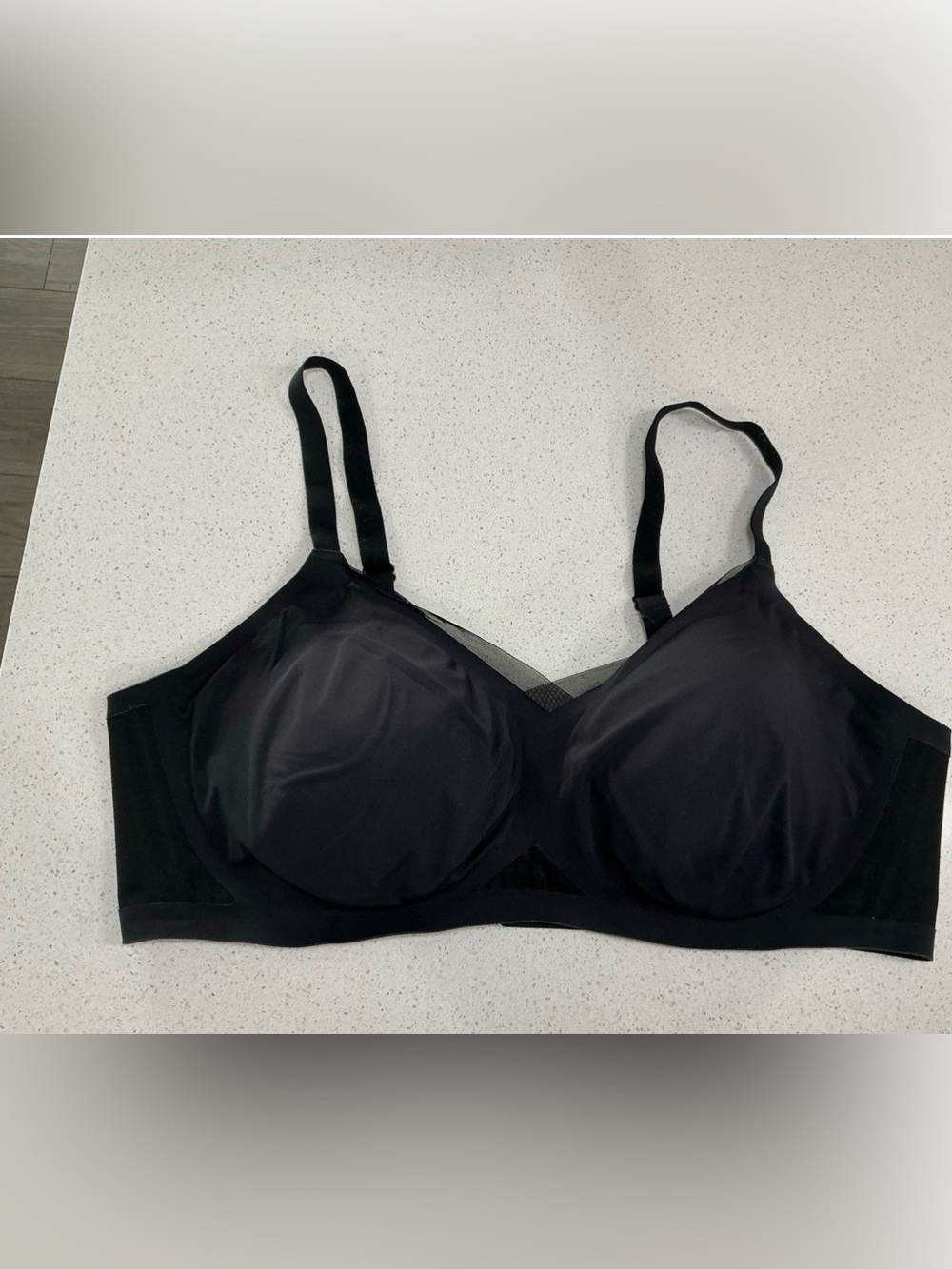 Honeylove Crossover Wireless Bra In Black Women’s Size 3X 44DD(E) Wireless Black